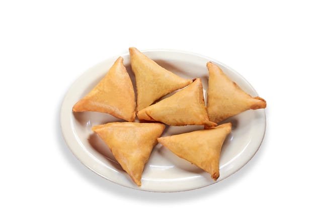 Nimco Chk Samosa (4pcs).